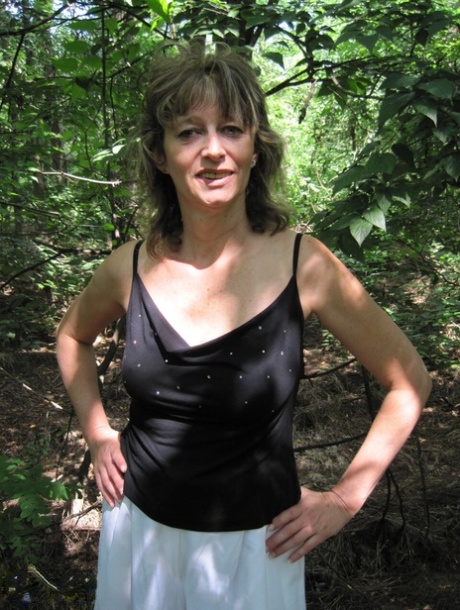 Mature NL featuring Judi, Leslie Taylor Nude Photos